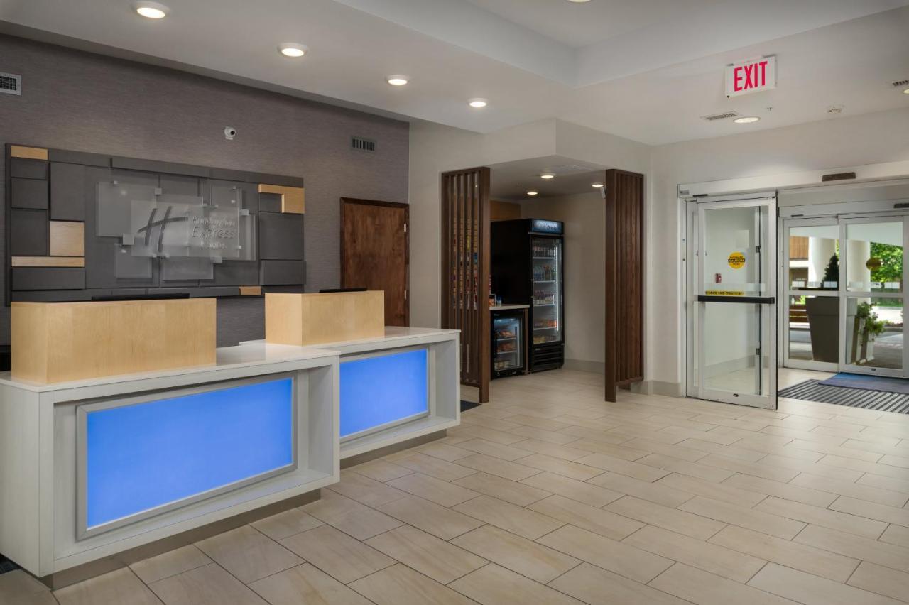 Holiday Inn Express Independence - Kansas City By Ihg Exterior photo
